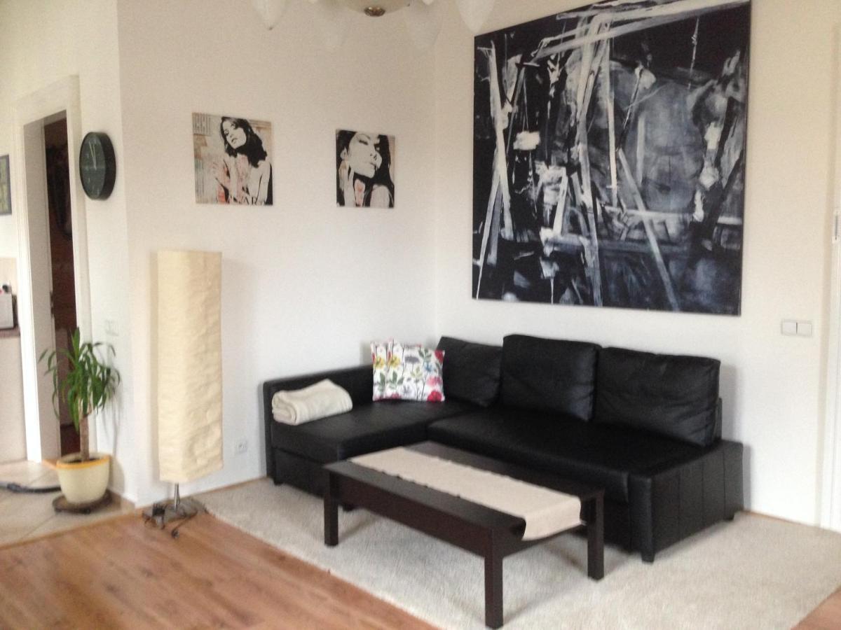 Apartment Exclusive On Zborovska Prag
