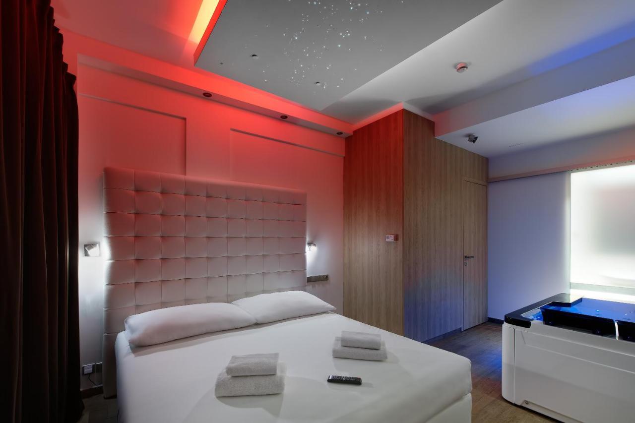 Aura Design&garden Pool Hotel Prag