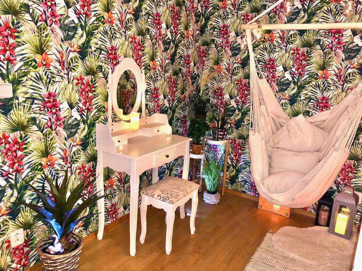 Duplex With Quite Terrace On Wenceslas Sq. *