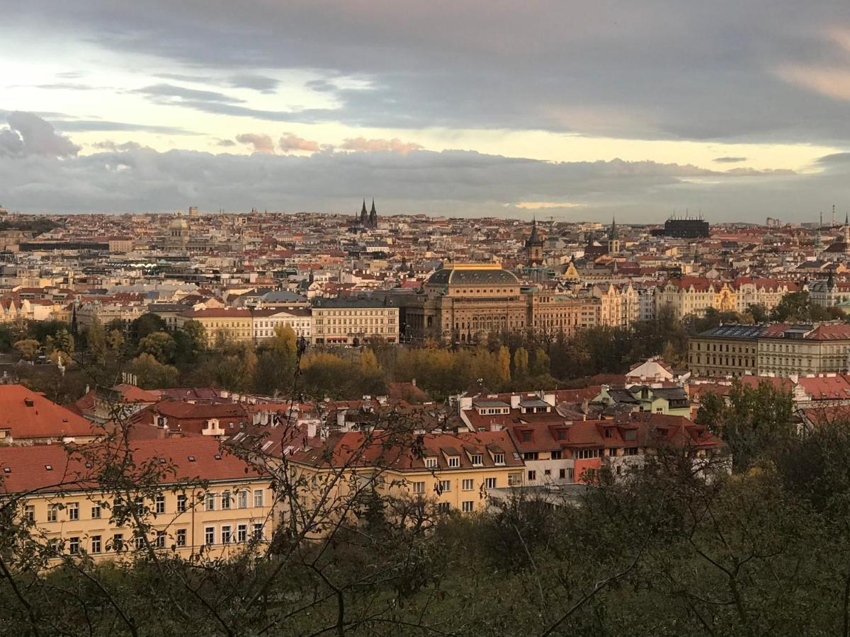 Nebovidy I - Free Parking - Terrace - Air Conditioning Prag