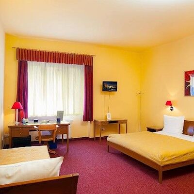Hotell Cloister 3*