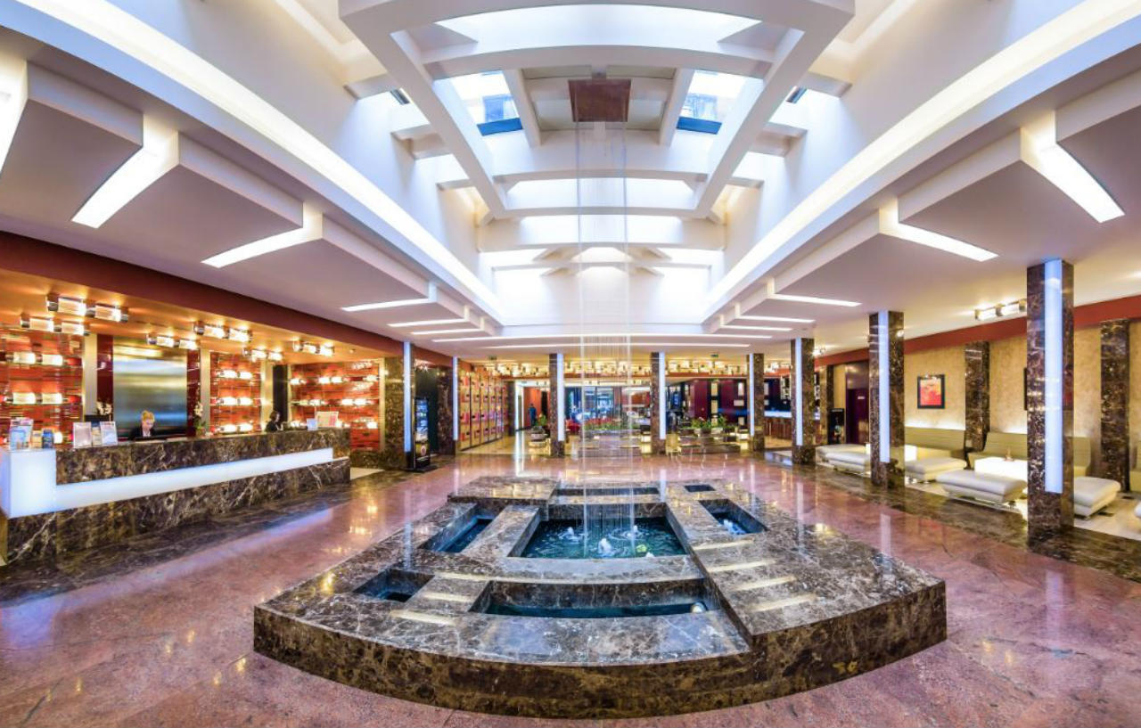 Grand Majestic 4*