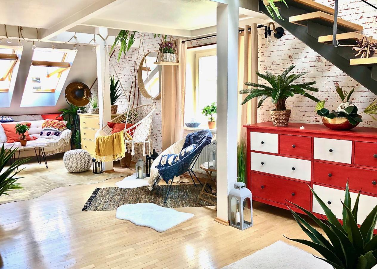 Duplex With Quite Terrace On Wenceslas Sq. Apartment