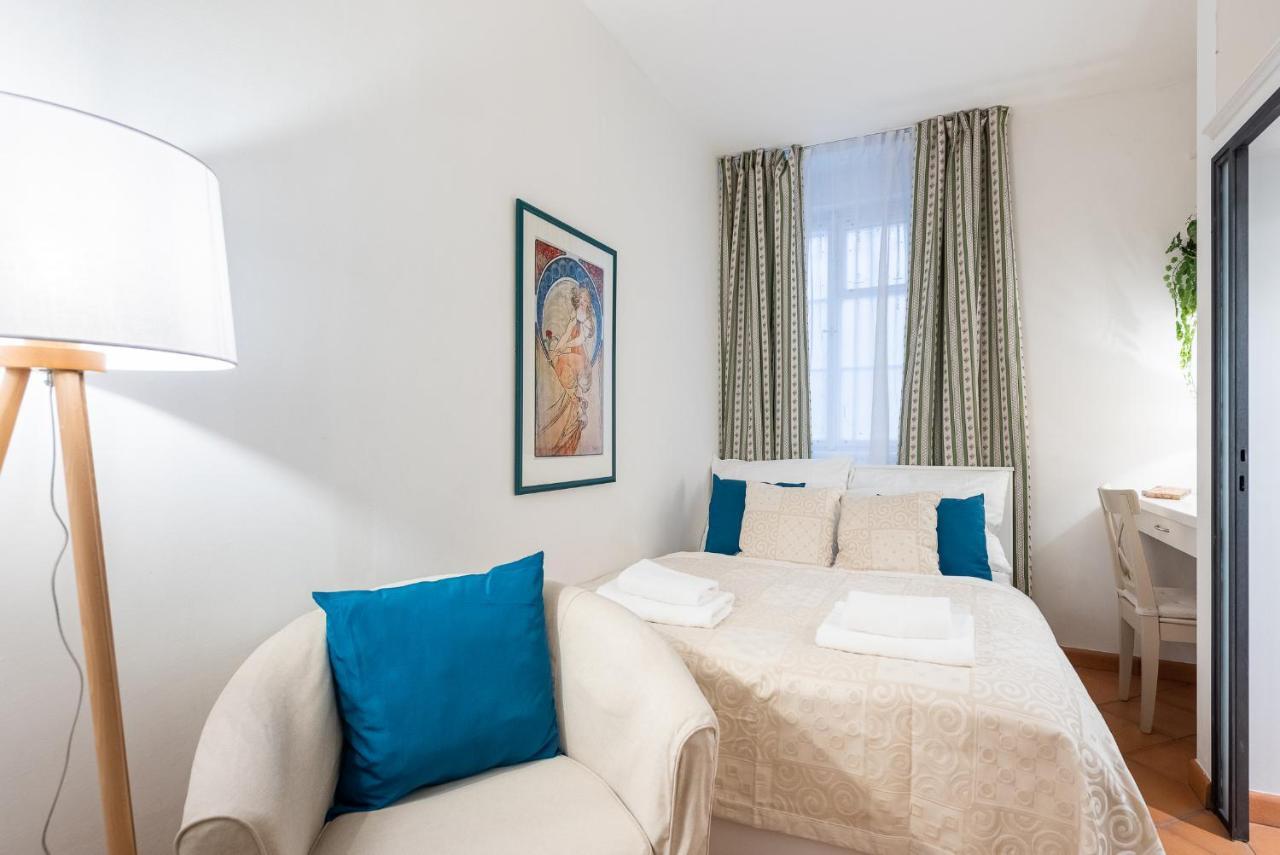 Apartment Unique Experience - Charles Bridge *