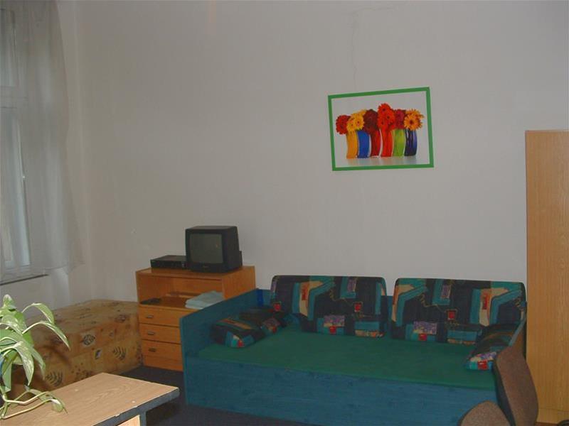 Legerova Apartment *