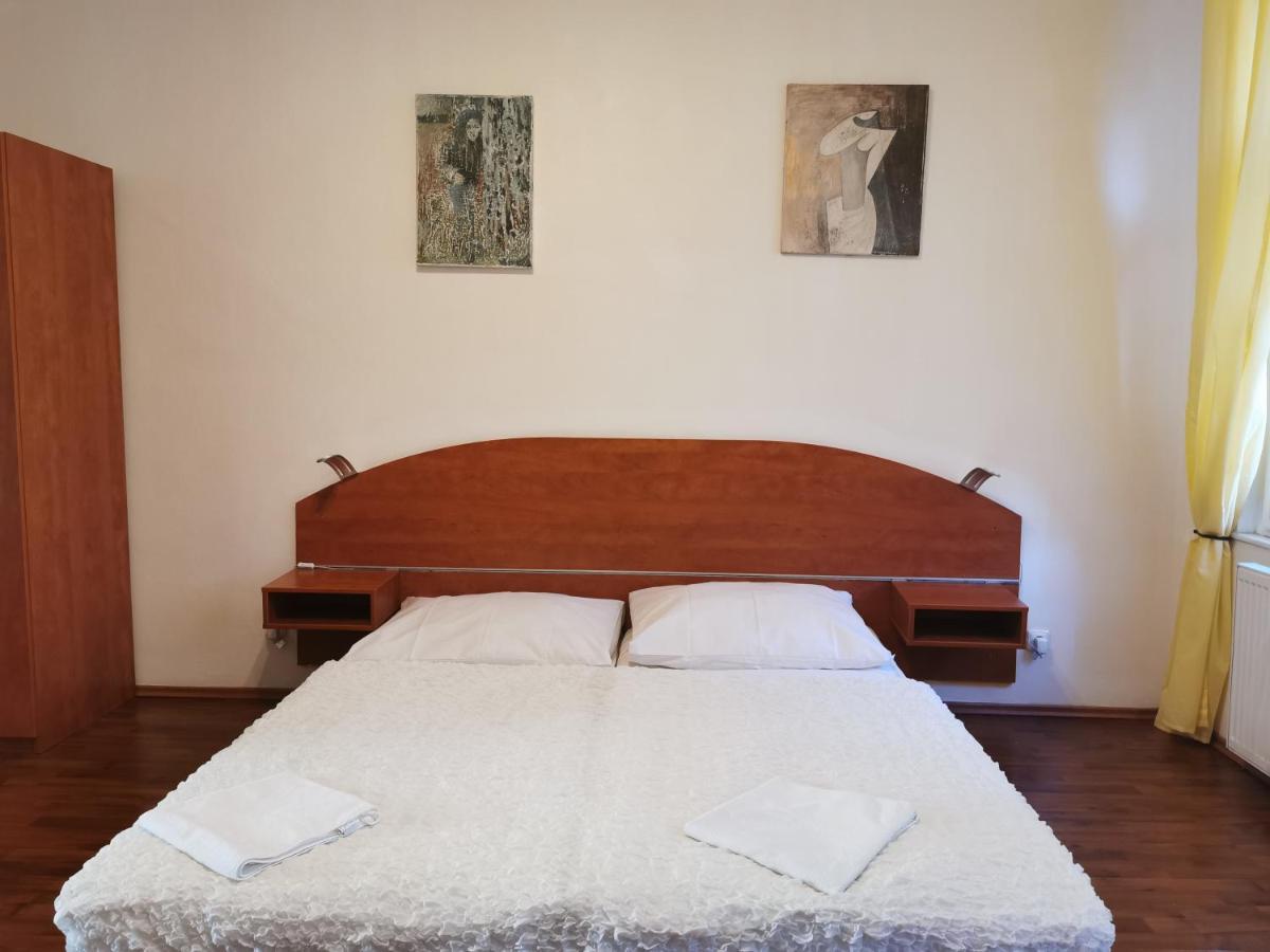 Amandment 3* Prag