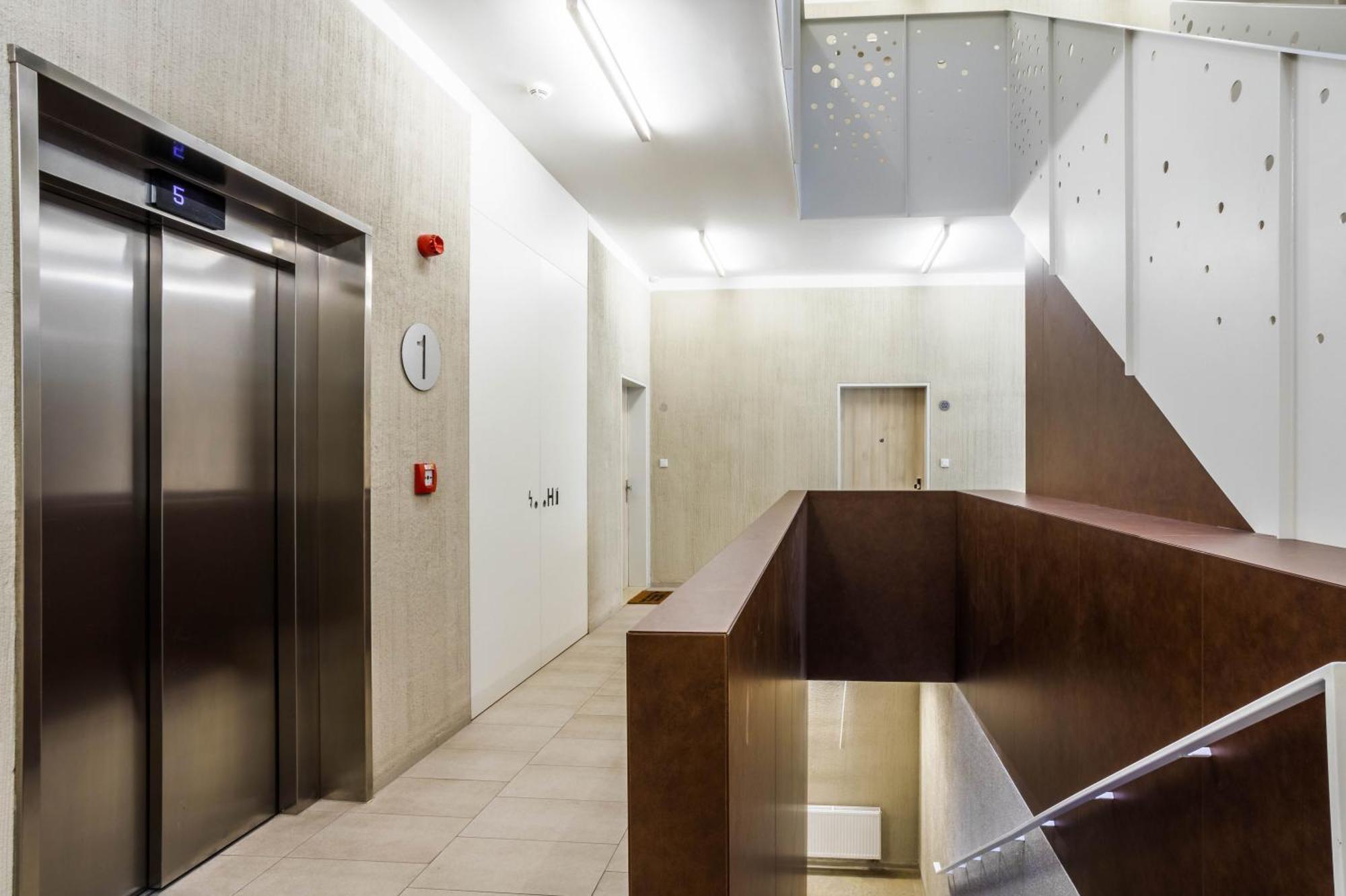 Vip S3 Apartment