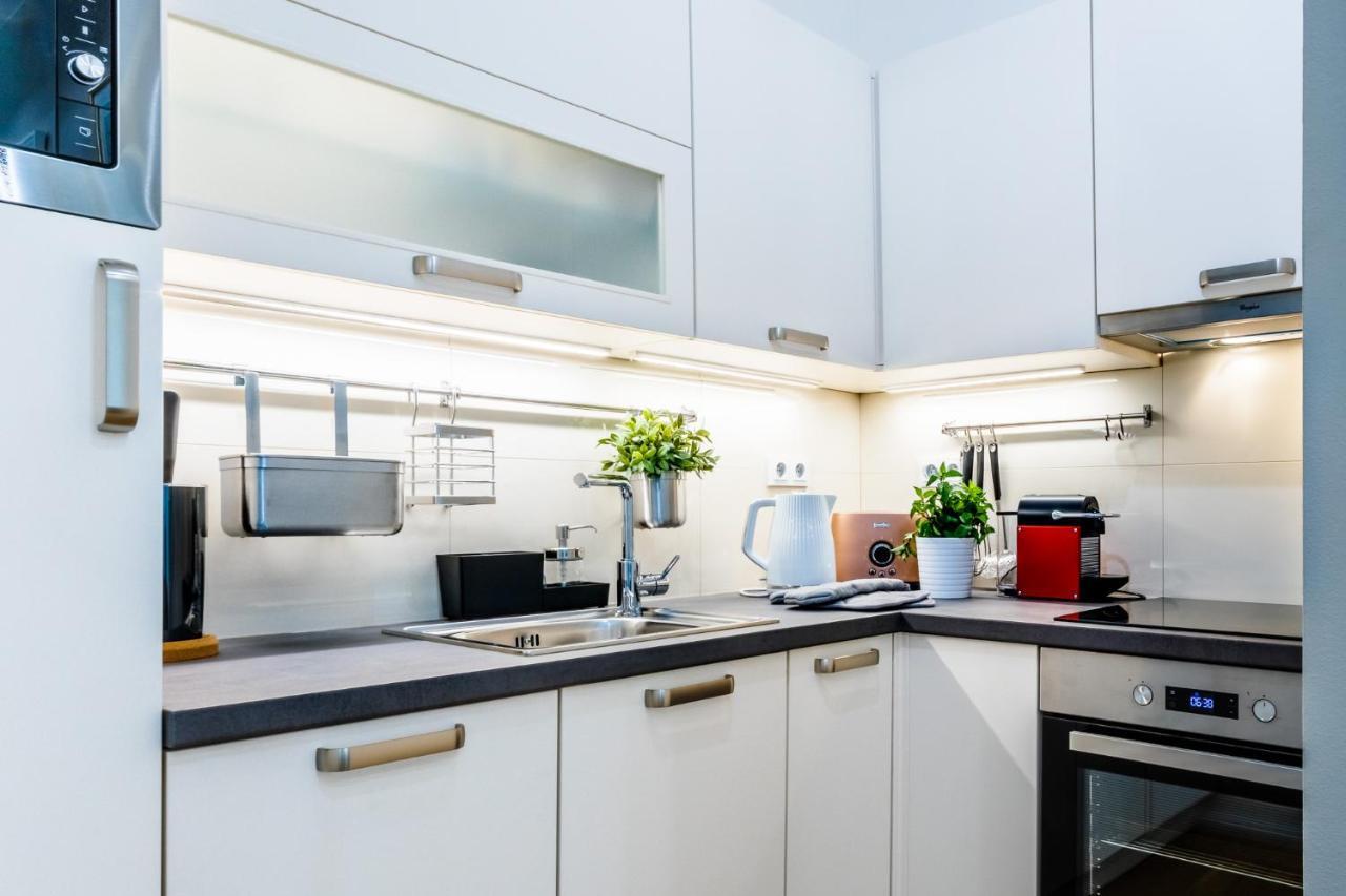 Vip S3 Apartment *