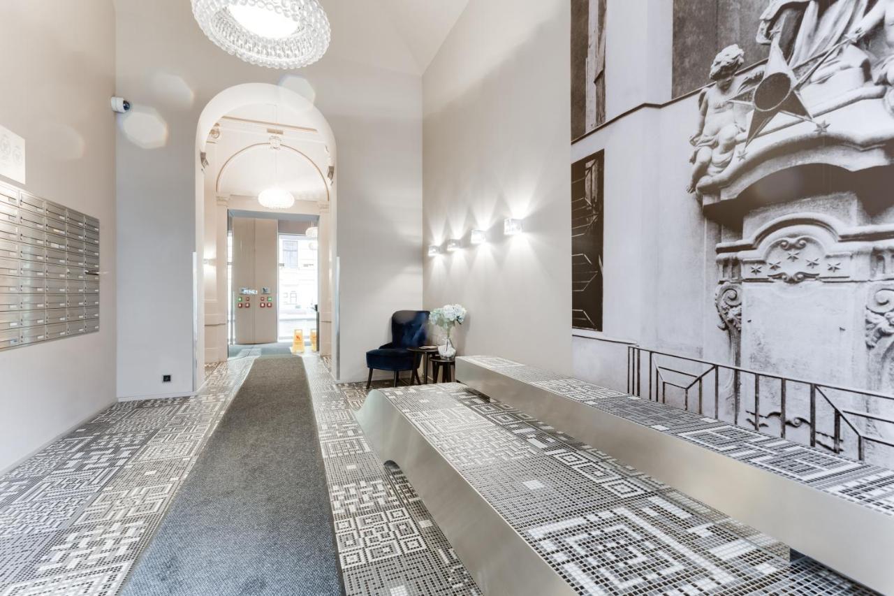 Royal In The Heart Of Apartment Prague