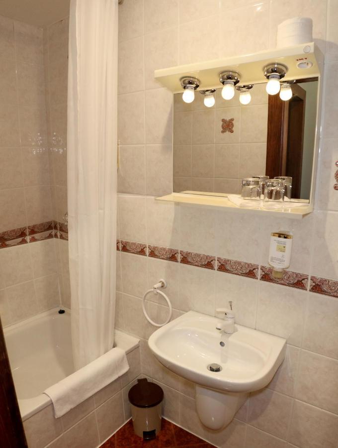 Hotel River Star