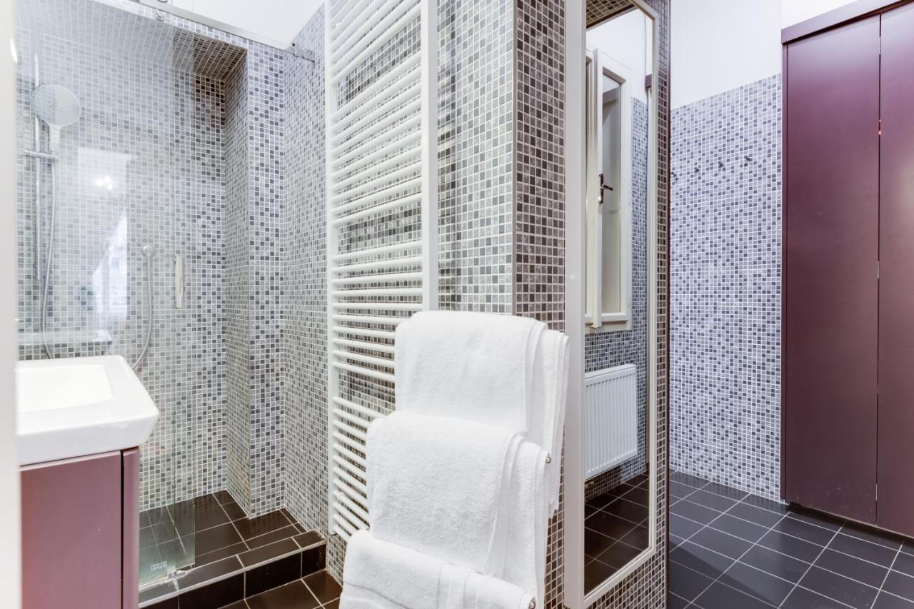 Wenceslas Square Royal Apartment Prague