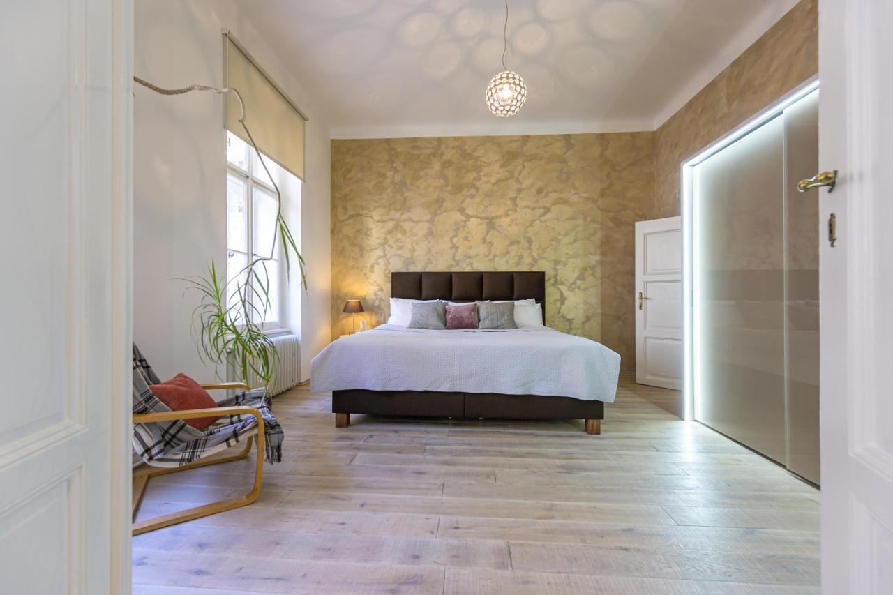 Wishlist Residences - Karlin Free Parking Lägenhet