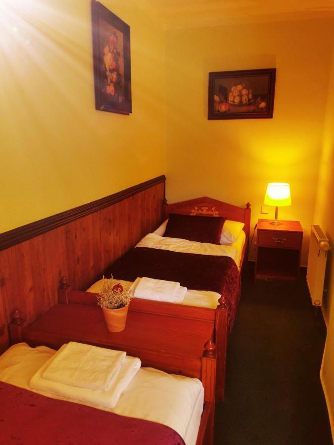 River Star Hotel