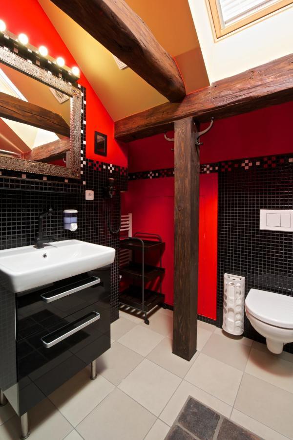 Alice House Aparthotel 3*
