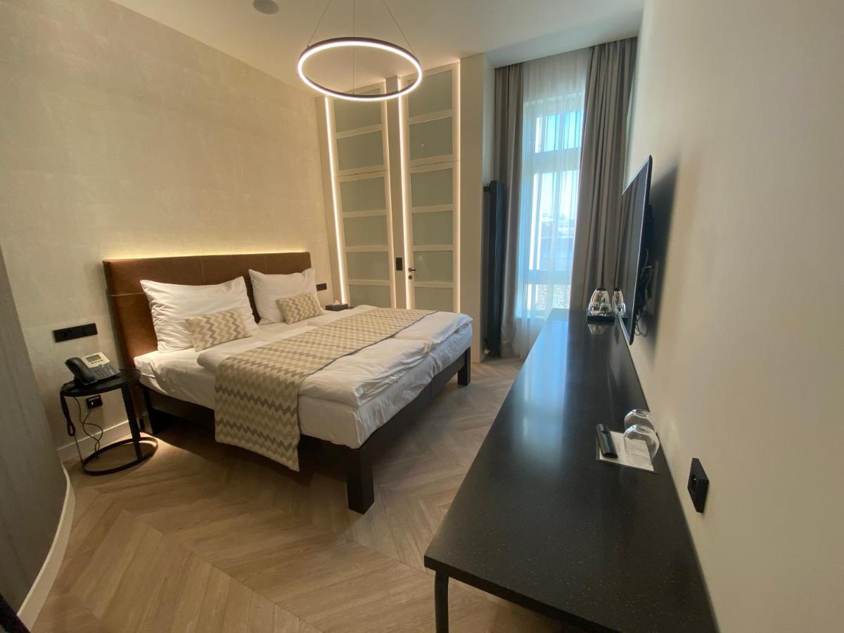 Chevron Hotell 4*