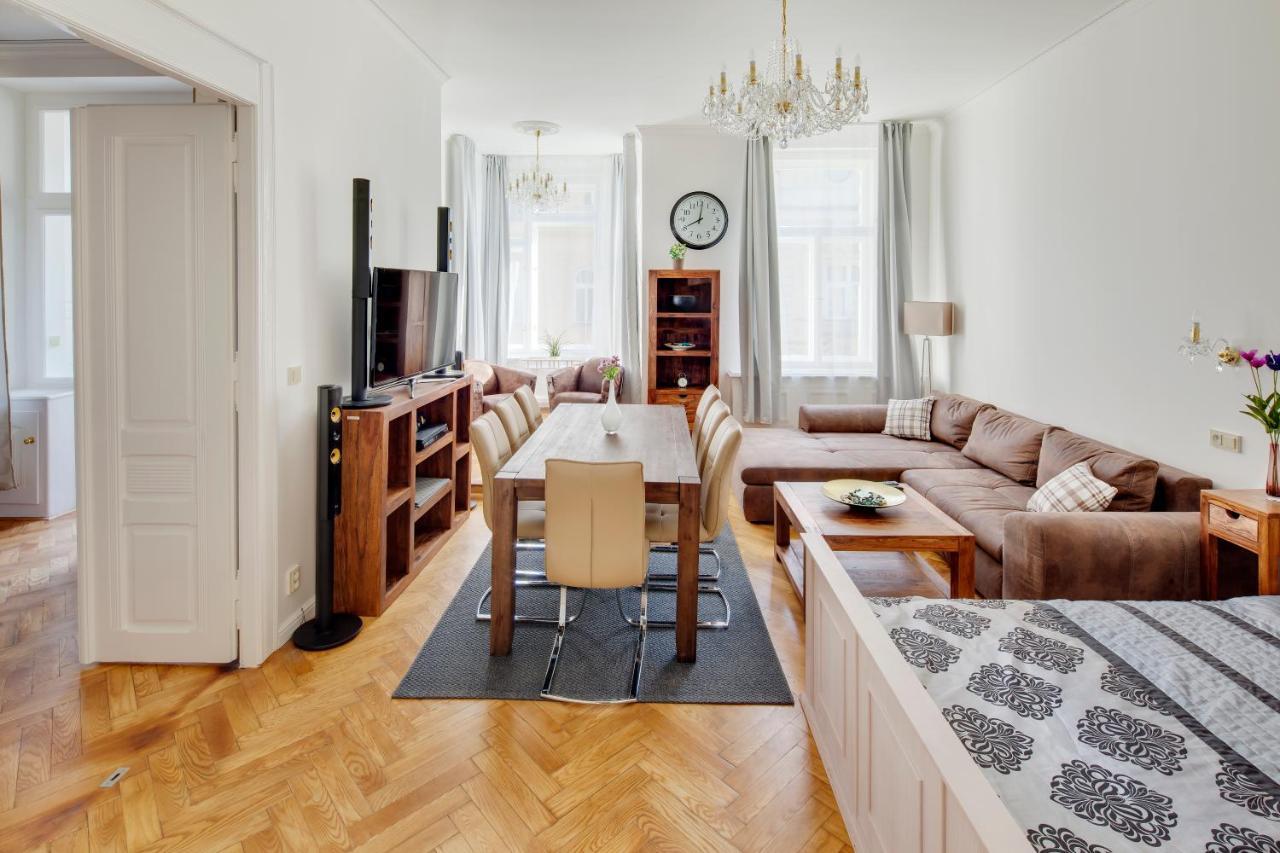 Old Town Square 4* Praha
