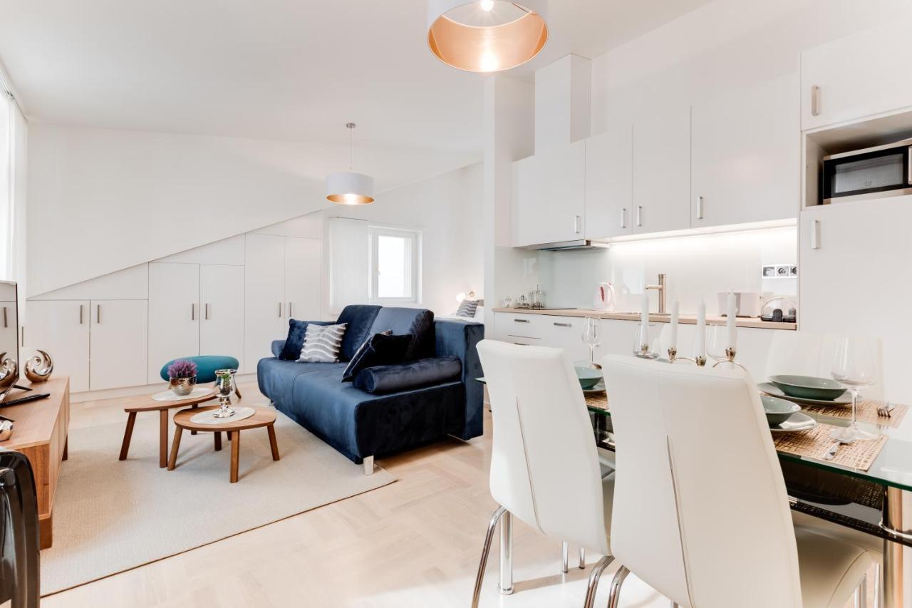 Royal In The Heart Of Apartment Prague