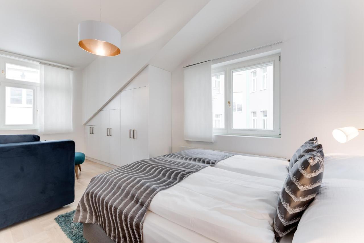Royal In The Heart Of Apartment Prague