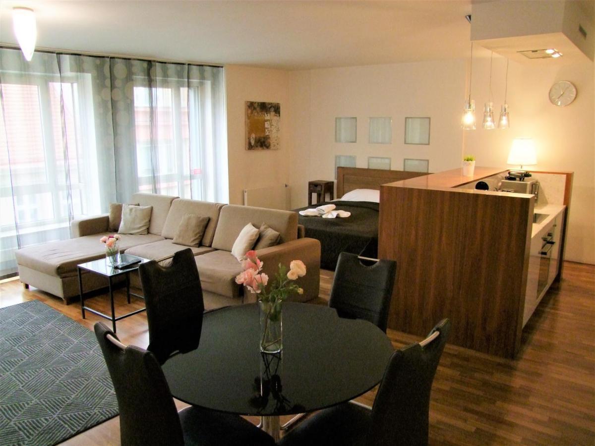Apartment Wenceslas Square By Otsa Prague