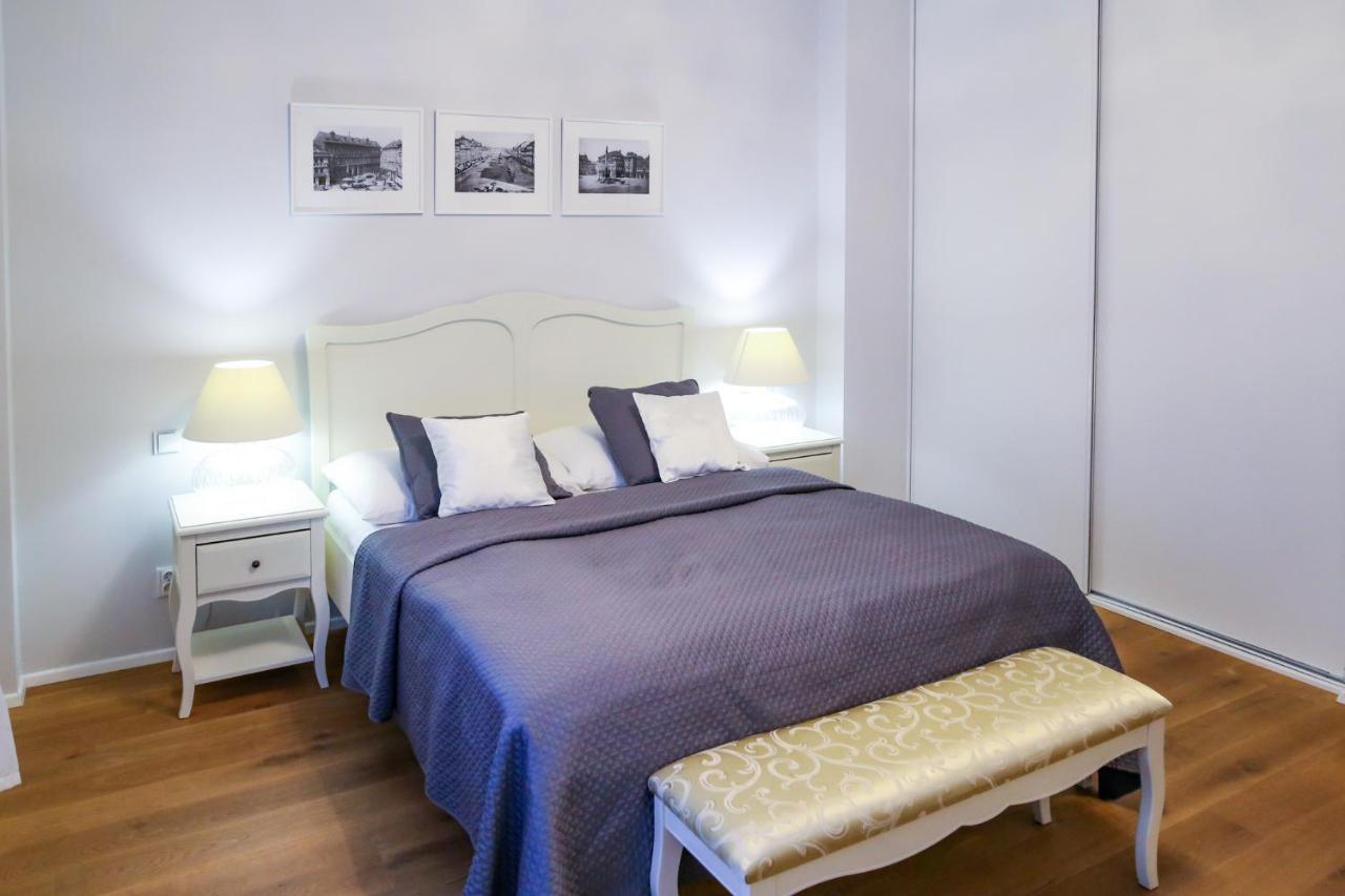 Lejlighed White & Gray