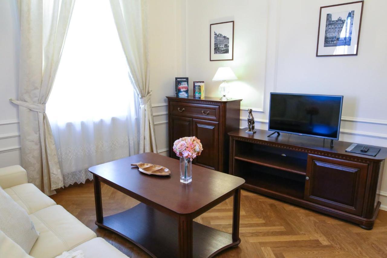 Lejlighed White & Gray Prag