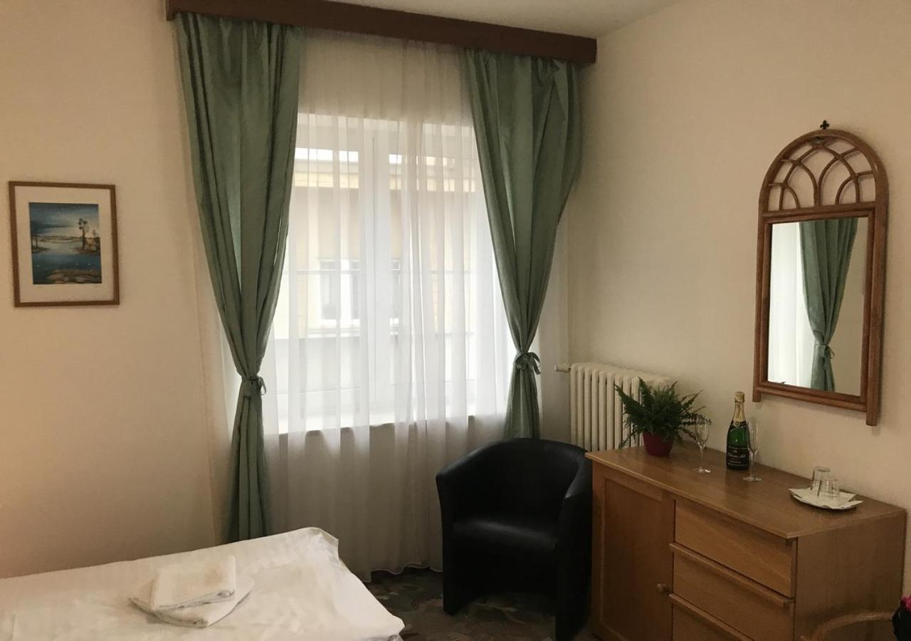 Otar Hotell