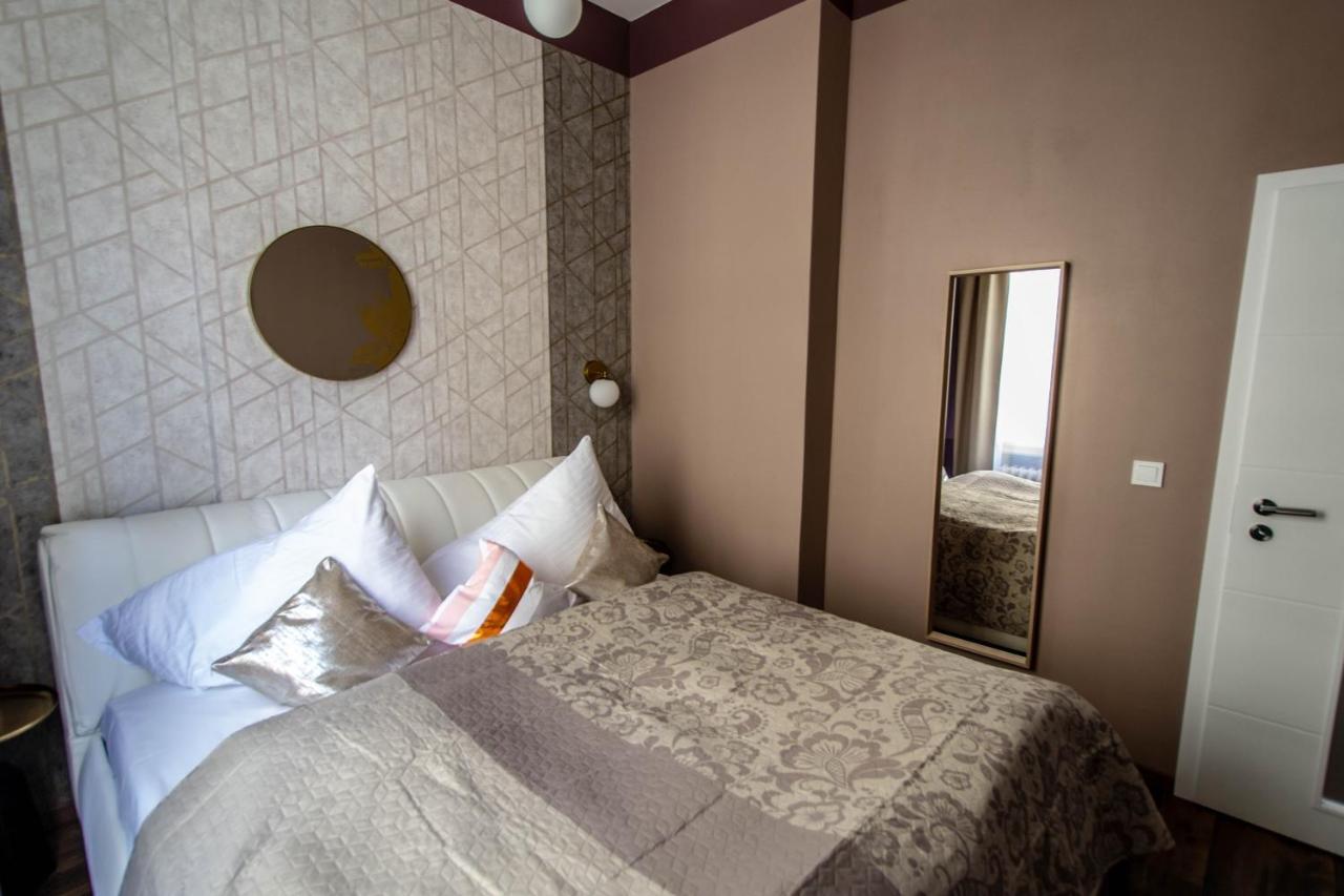 Colorful Day In Design Apartment Prag