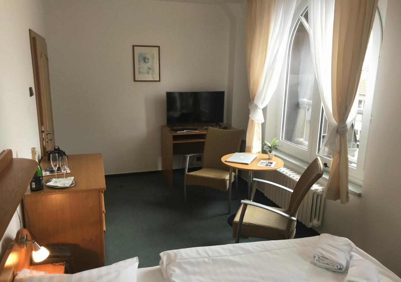 Otar Hotell