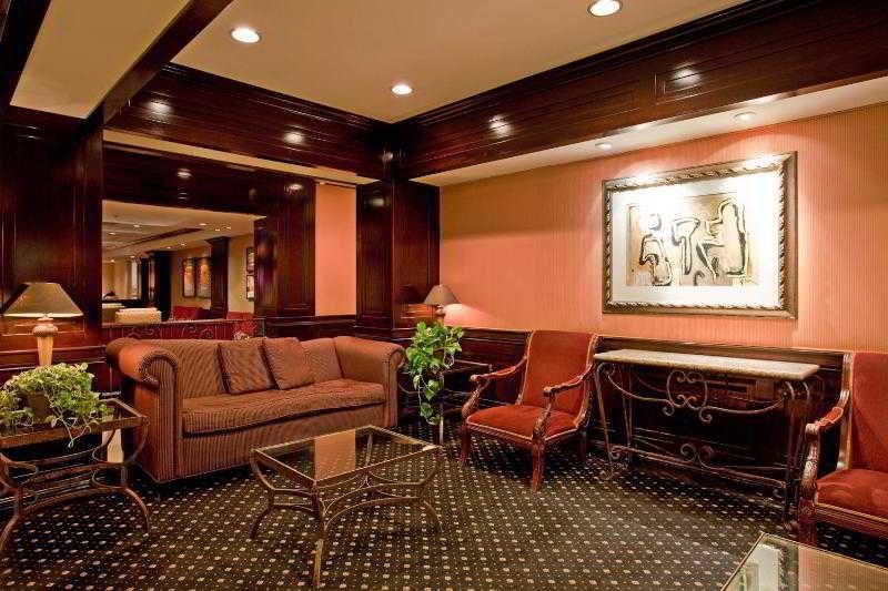 Amadeus Hotell 3*