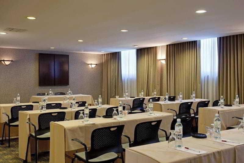 Amadeus Hotell