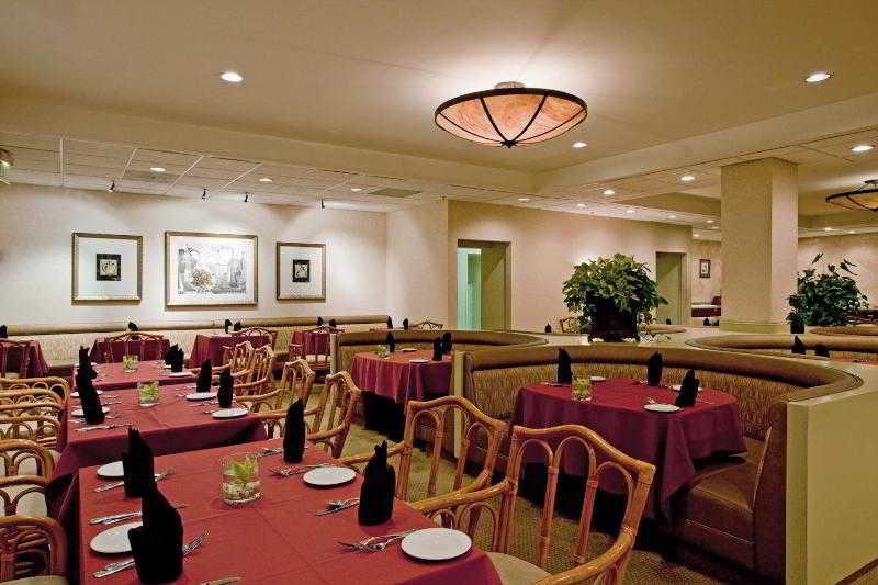 Amadeus Hotell 3*