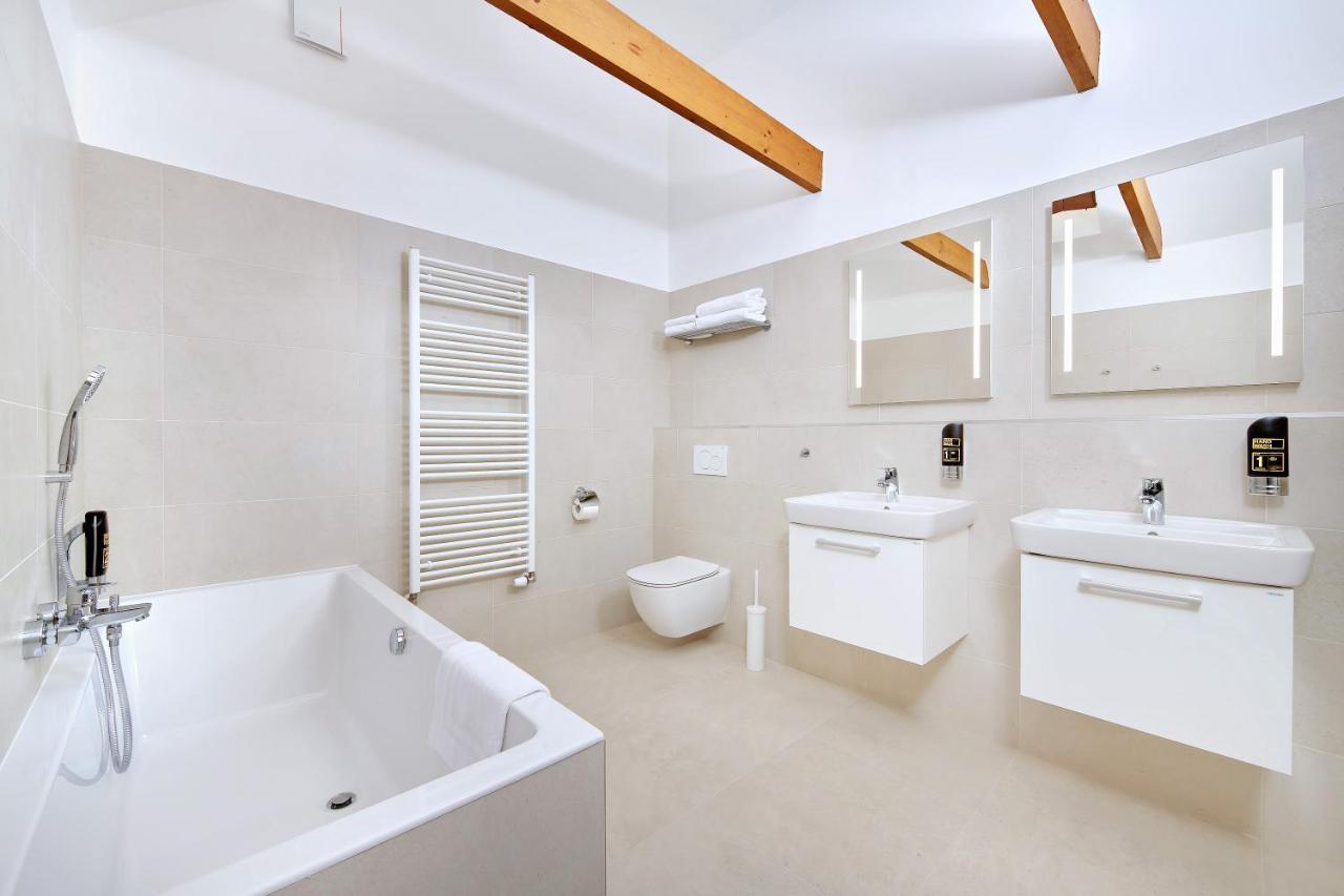 Aparthotel Downtown Kodanska 4*