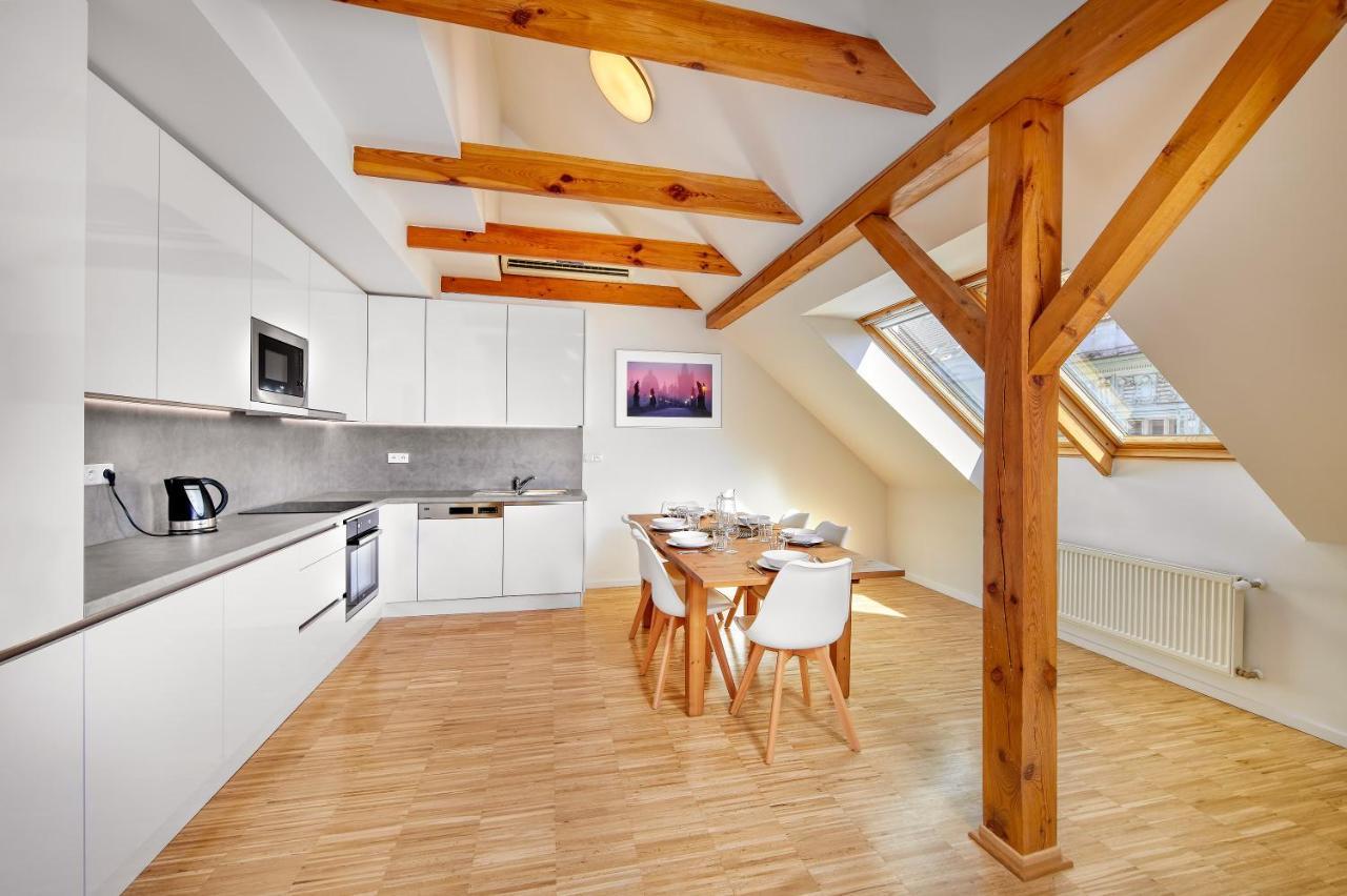 Downtown Kodanska 4*