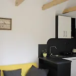 Domek Praha - Zbraslav, U Zamku