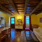 Magic Central Attic Apartment
