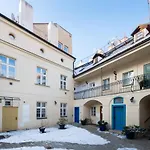 George Apartment