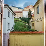 Hostel Little Quarter