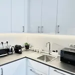 96M2 Designer Apartment, Free Garage Parking