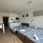 Apartments In Residence Garden Towers