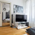 Lesser Town Apartment Melnicka By Easybnb