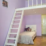 Modern Apartment Klimentska