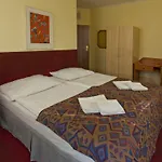 A Plus Hotel & Hostel