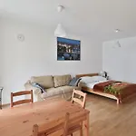 Bright Spacious Apartment