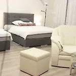Metropole De Luxe Suite