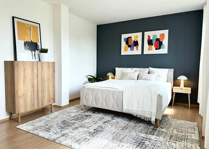 96M2 Designer Apartment, Free Garage Parking