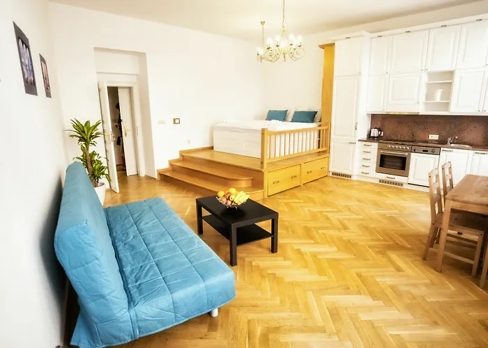 Apartment By The Old Town Square