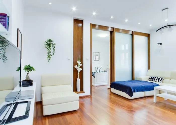 Royal Apartment Near River - Nek4Th