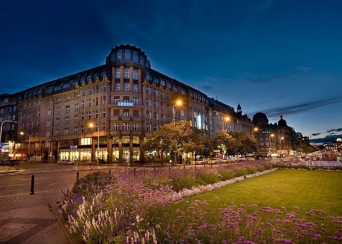 Ea Hotel Rokoko