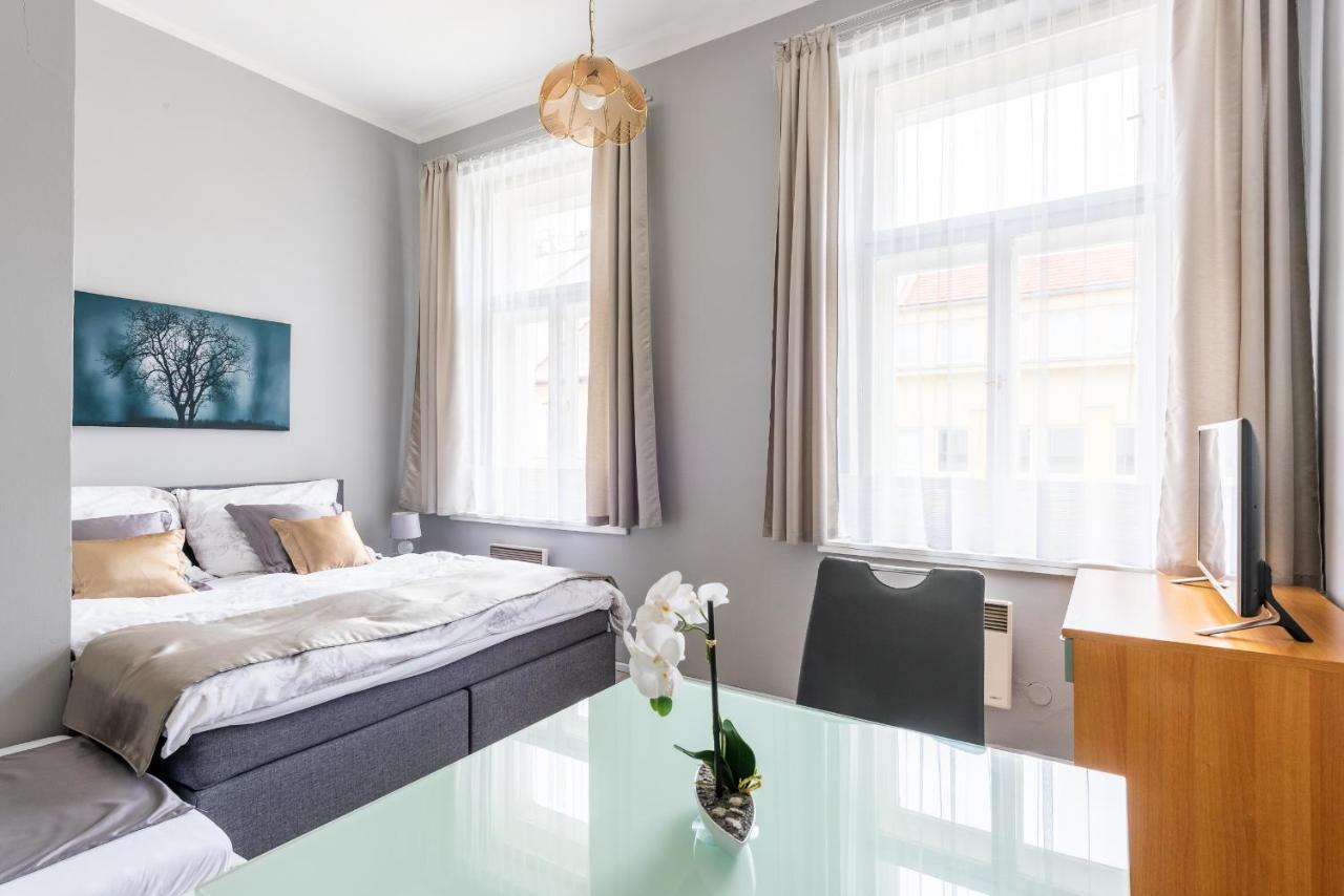 City Sazavska Apartment