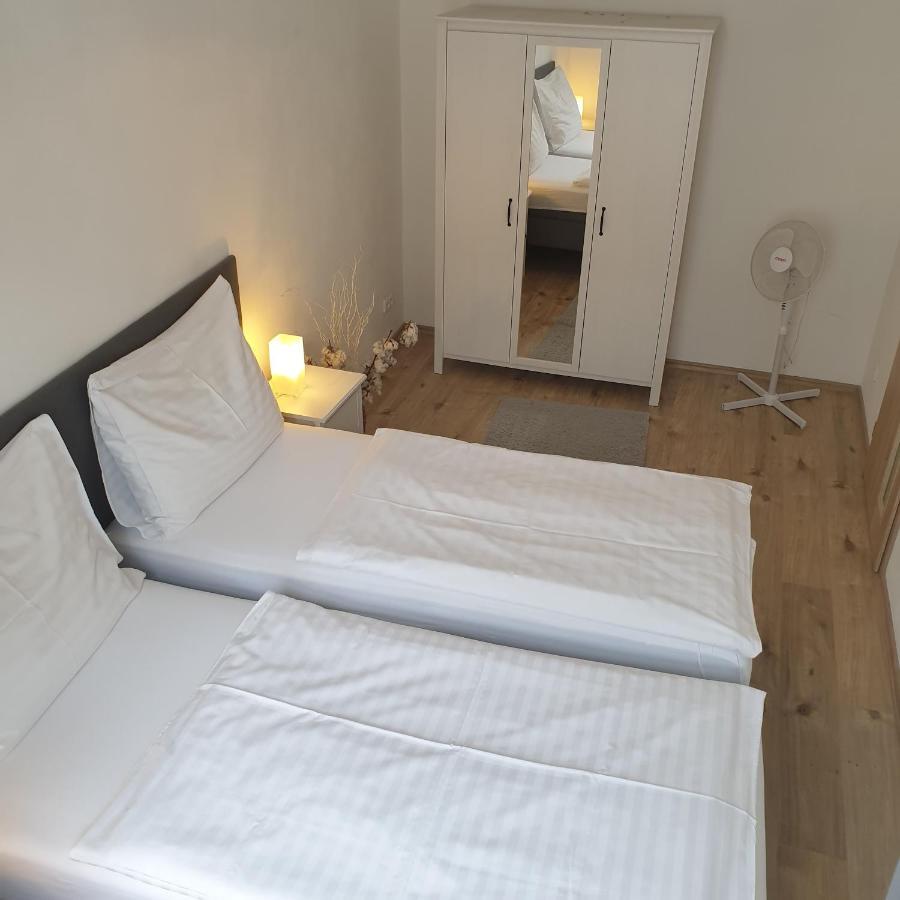 Greg Kampa Apartmán